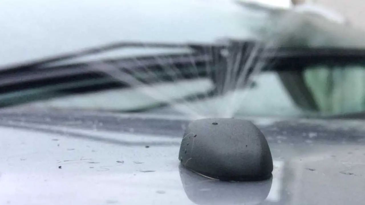 How to Repair a Windshield Washer